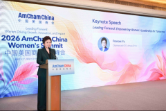 会就业人员中女性比沉不变正在四成以上